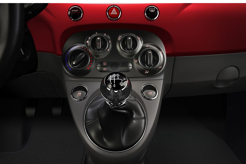 The EPA has released estimated fuel economy rating of 2012 Fiat 500 sedan