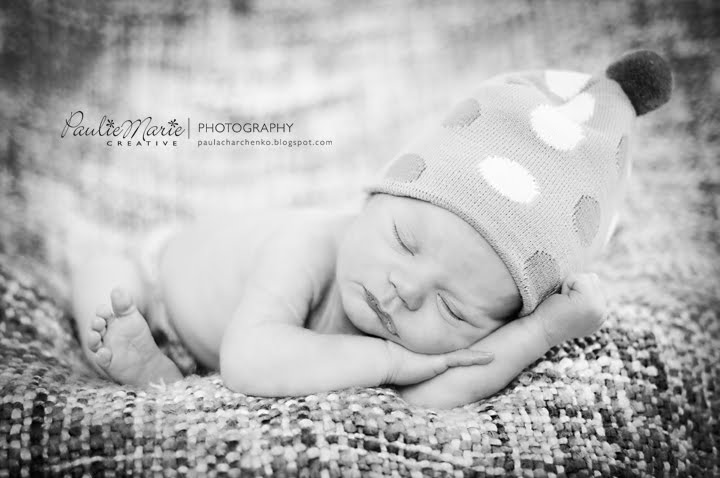 Minneapolis Newborn Photographer