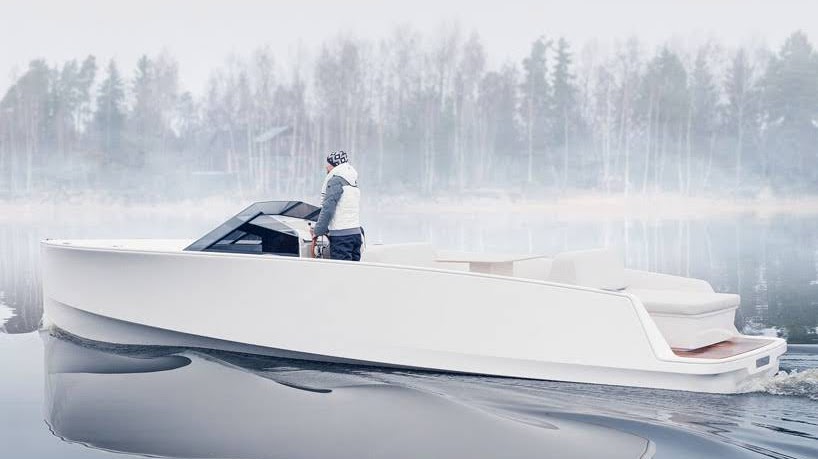 Q-yachts Q30: el futuro de la navegación eléctrica con un diseño minimalista