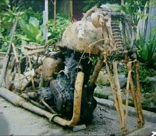 Motor Tua Ditemukan Di Kali Brantas