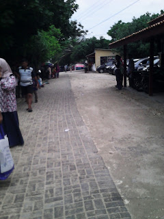 jalan jalan pantai goa watu lawang, akses pantai,