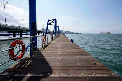 Cầu cảng đưa đón khách du lịch của tàu du lịch và tàu ngủ 