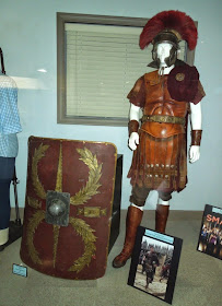 Channing Tatum Roman centurion armour shield The Eagle