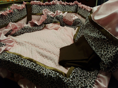 Cheetah Print Baby  Seat on Cheetah Pink Minkee