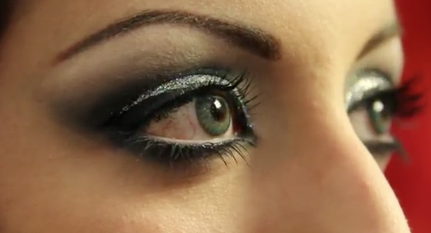 Sephora BeauTV episodio 2 natale make up glitter veronique tres jolie 