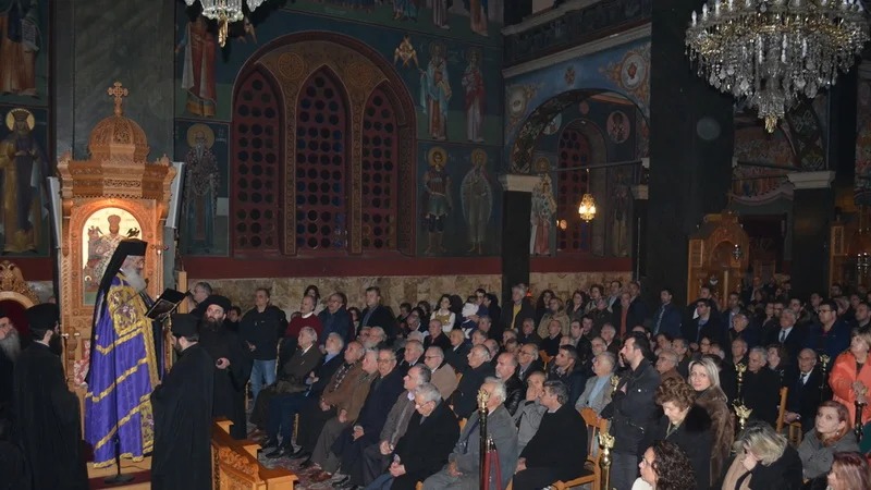 Πλήθος κόσμου στον Α' Κατανυκτικό Εσπερινό στο Μητροπολιτικό Ναό Αγίου Νικολάου Αλεξανδρούπολης