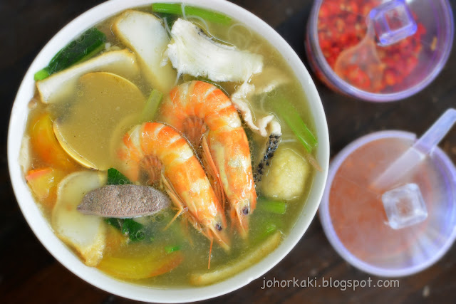 Seafood-Noodles-Gan-Heong-Johor-Bahru-Taman-Daya-颜香魚肉海鲜面