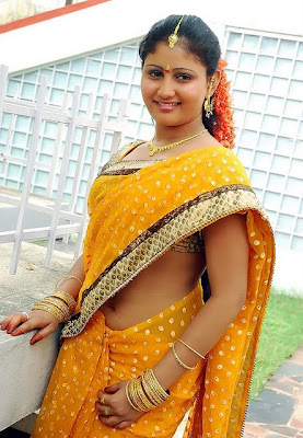 Amrutha Valli in saree