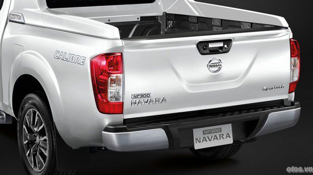 Xe Nissan Navara thêm gói phụ kiện Sportech