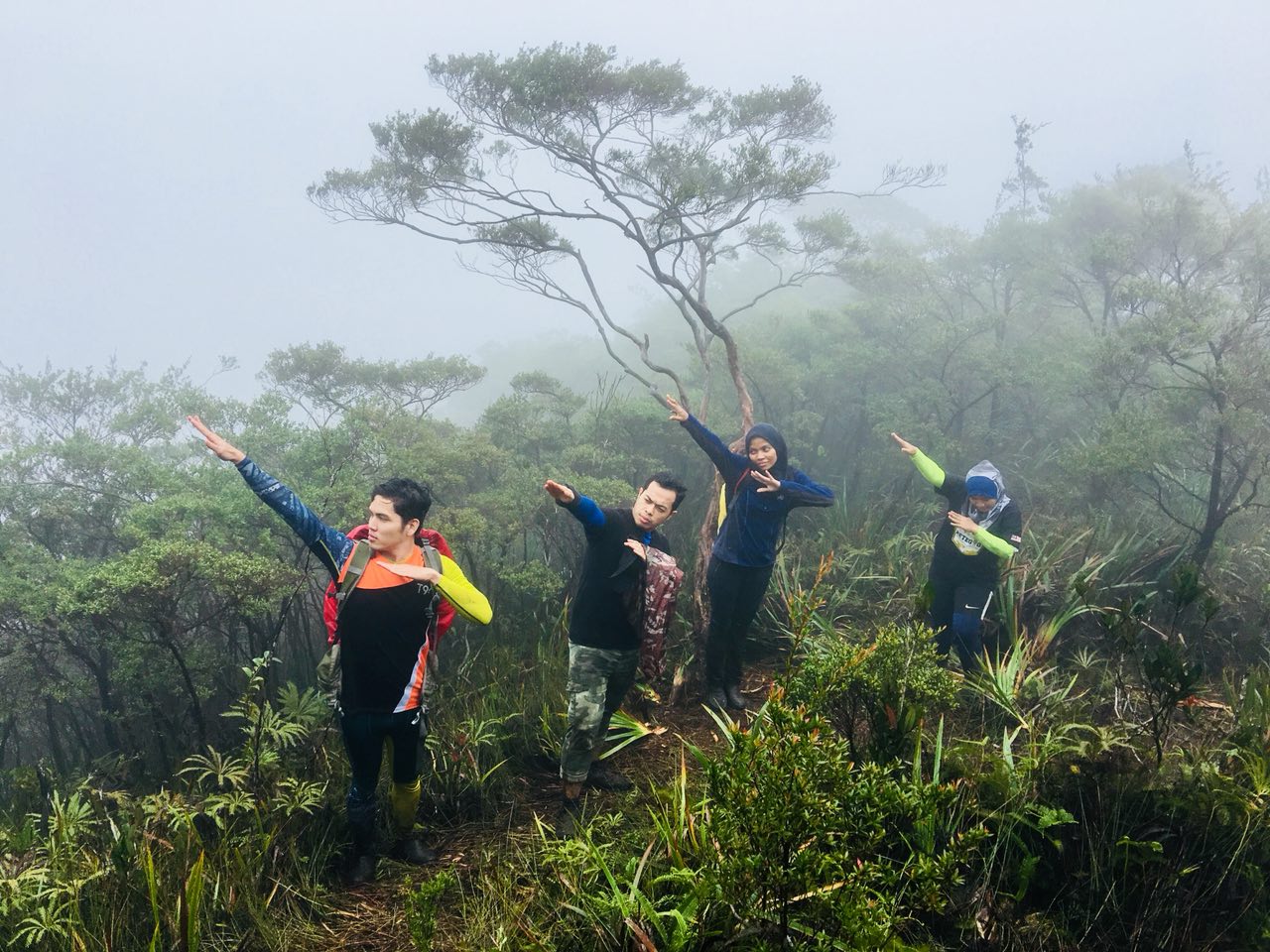 Munamuni: Hiking di Gunung Sarut, Terengganu, I Love You