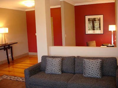 Red Wall Living Room Decoration