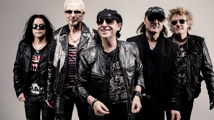   Daftar Album dan Judul Lagu Scorpions