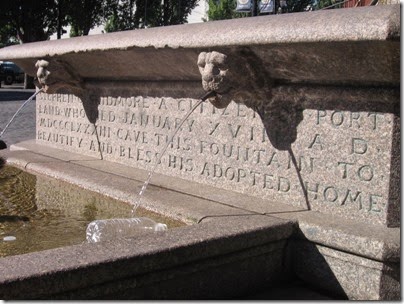 IMG_3594 Skidmore Fountain in Portland, Oregon on September 10, 2008