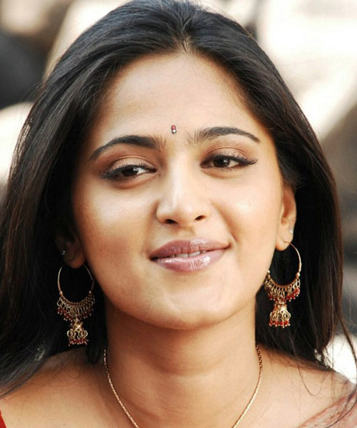 Anushka Shetty Cute Photos 