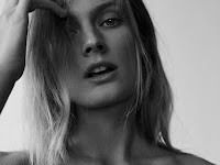 Constance Jablonski – Fat Magazine Naked Photoshoot