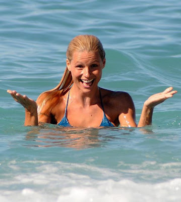 MODEL CELEBRITY Michelle Hunziker HOT BIKINI Photos Gallery