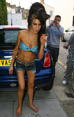 amy winehouse niple