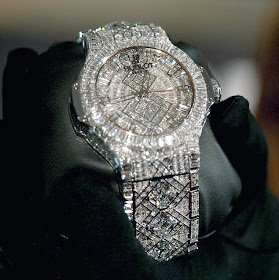 http://ifitshipitshere.blogspot.com/2012/03/5-million-dollar-watch-yep-hublot.html