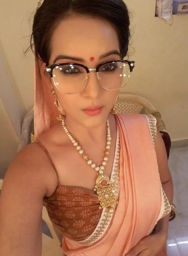 Geetanjali Mishra saree hot Indian tv actress