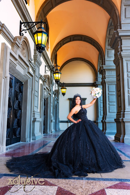 Quinceanera professional photographer in Los Angeles, Riverside, San Fernando Valley.