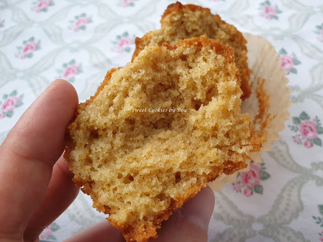 Magdalenas de nata con harina de centeno blanco