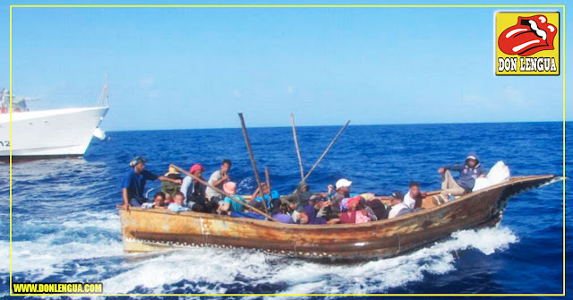 Rescatan a 20 venezolanos remando desde hace 20 días hacia Trinidad y Tobago