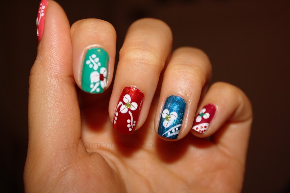 How To: DIY Flower Nail Art