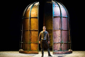 Clint van der Linde (Ottone), English Touring Opera // Handel, Ottone. Photo: Richard Hubert Smith.