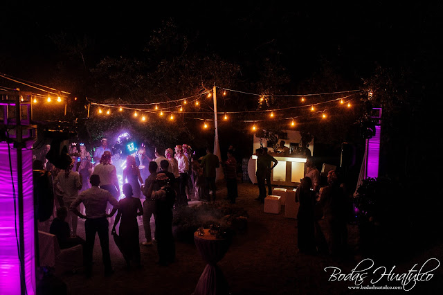 boda en playa, beach wedding, Oaxaca, México, Bodas Huatulco, Wedding Planner