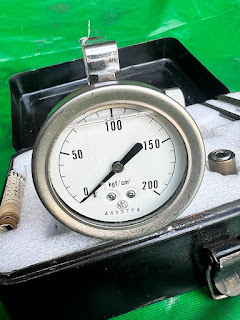 Tested MAXIMUM PRESSURE INDICATOR MODEL MT31 NAGANO KEIKI CO., LTD. 25mpa-250BAR-,150BAR-15mpa-,200BAR- 200kgf/cm2 Test video after confirmation We have 12pieces ready stock available Worldwide delivery