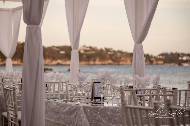 boda en playa, beach wedding, Oaxaca, México, Bodas Huatulco, Wedding Planner