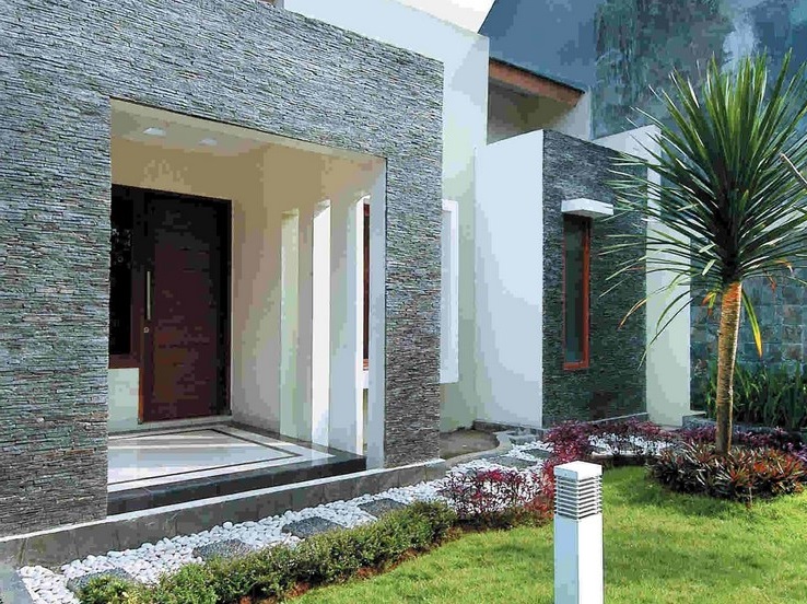 Desain Rumah Minimalis Tampak Depan dengan Batu Alam 