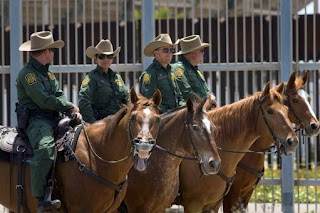 Suman 2.400 soldados en la frontera de EE.UU. con México