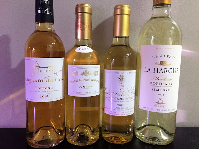 Sweet wines of Bordeaux Loupiac Sainte-Croix-du-Mont