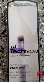 Real Techniques - Shading Brush - Schattierpinsel - www.annitschkasblog.de