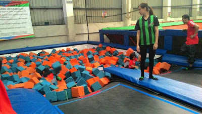 Foam Pit, Jump Street