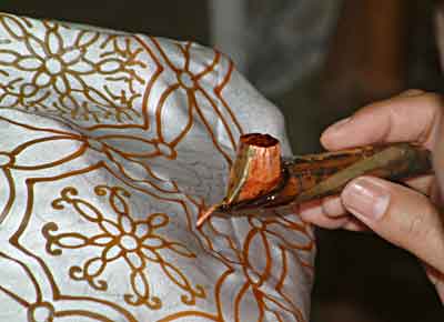 Del rios de Paty Estampa em batik  arte milenar no mundo 