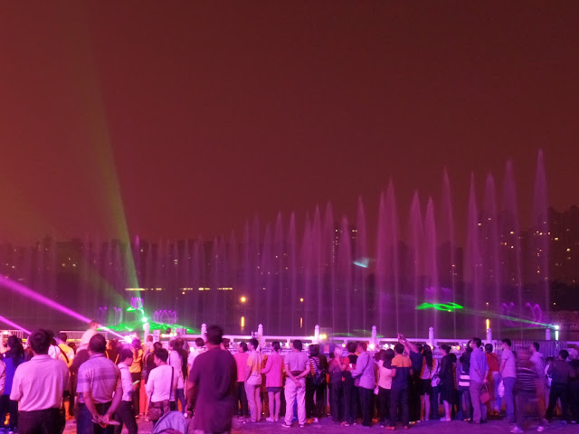 xi'an tang paradise water screen show