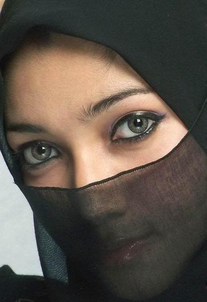 KUMPULAN GAMBAR CEWEK CANTIK BERJILBAB ISLAMI | FOTO ...