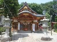 兼頼公が城の守り神とした歌懸稲荷神社。