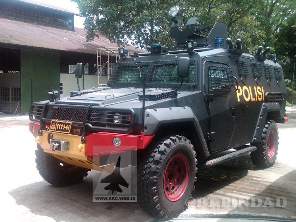 Pindad Selesaikan Rantis KOMODO Pesanan Brimob