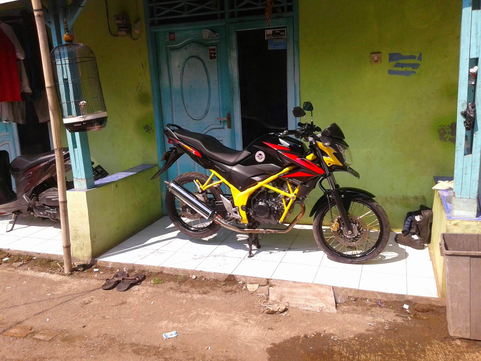 106 Modif Motor Cb 150 R Jari Jari Modifikasi Motor Honda CB Terbaru