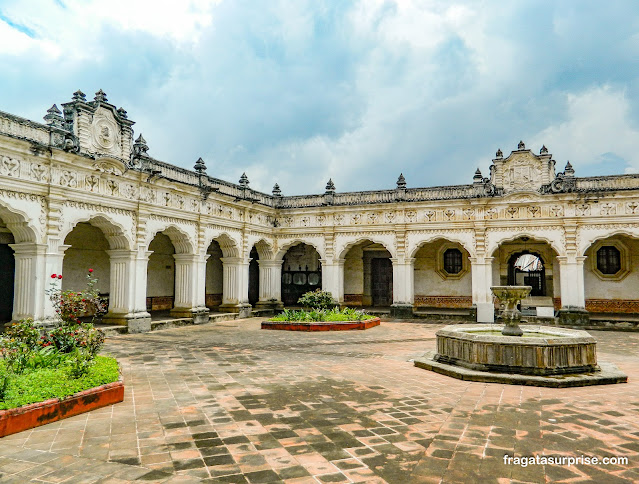 Museu de Arte Colonial de Antigua Guatemala