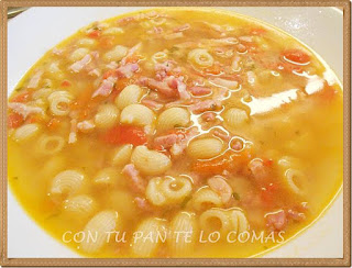 Sopa de carne y pasta