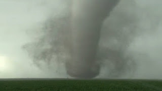 Kansas residents clean up but more storms forecast,Tornado , Kansas,national weather service