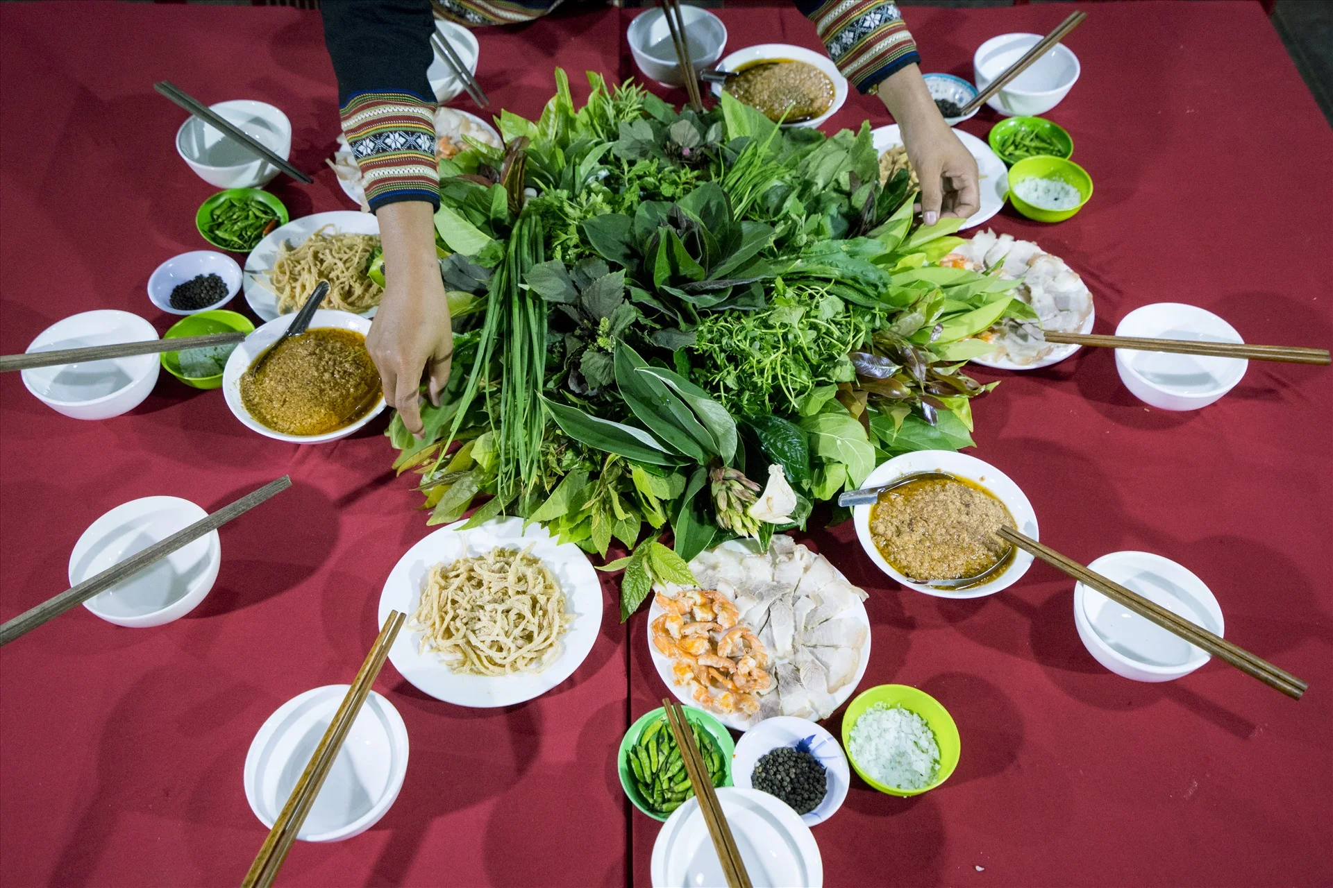 Gỏi lá Kon Tum nơi đất rừng Tây Nguyên