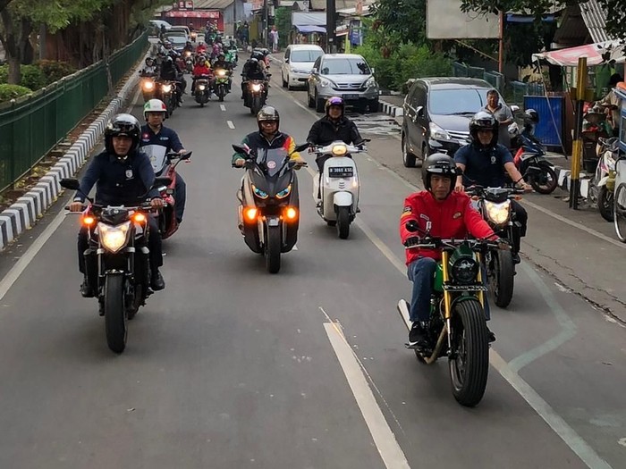  Mengapa Jokowi Tak Ditilang Meski Tidak Menyalakan Lampu Motor? Ini Penjelasan Polisi