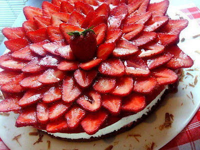 Foto Torta de frutillas