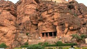 भारत के 10 रहस्यमई प्रसिद्ध मंदिर की जानकरी नाम