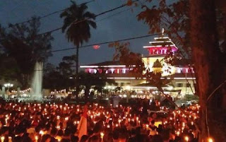 Peserta Aksi Lilin untuk Ahok Usik Warga Bandung dan Teriaki Adzan di Palembang